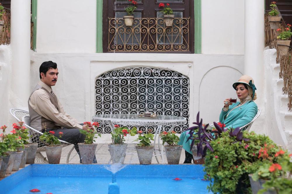 یکتا ناصر و کوروش تهامی در فیلم آشوب یکتا ناصر و کوروش تهامی در فیلم آشوب