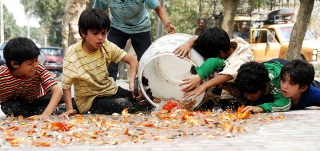 نقد فیلم سینمایی آواز گنجشک‌ها در سایت منظوم