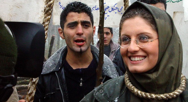 نگاهی دیگر به فیلم «به رنگ ارغوان» نگاهی دیگر به فیلم «به رنگ ارغوان»