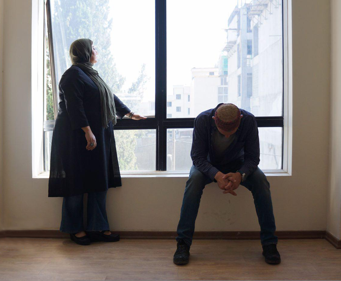 بابک حمیدیان و زهرا داوودنژاد در فیلم شماره 17 سهیلا