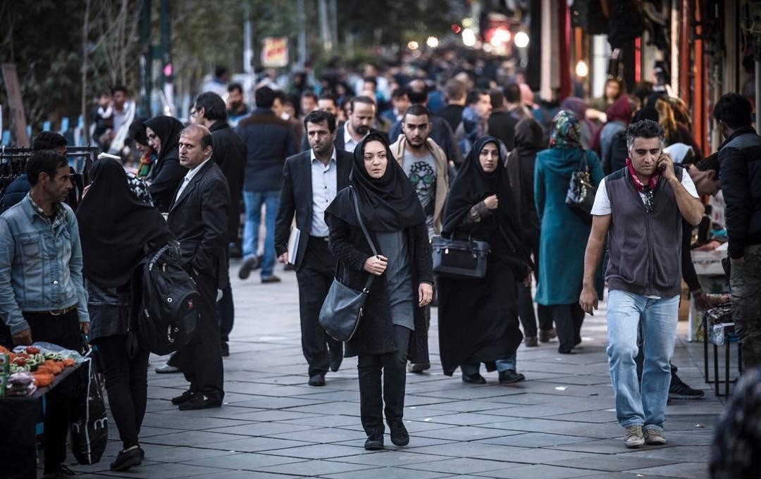 نیکی کریمی در فیلم آذر نیکی کریمی در فیلم آذر