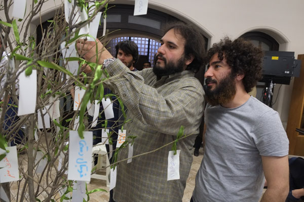 «لانتوری»؛ نسل پرالتهاب پس از انقلاب و فراموشی ارزش سکوت