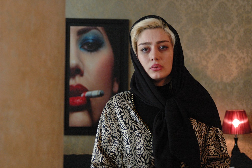 سحر قریشی در فیلم سینمایی کارگر ساده نیازمندیم سحر قریشی در فیلم سینمایی کارگر ساده نیازمندیم