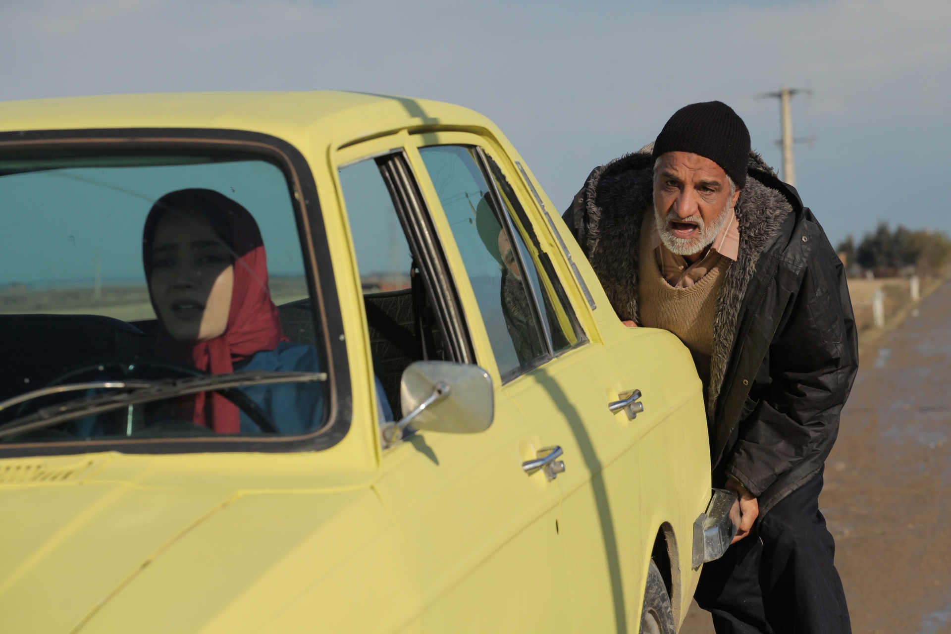 الهام نامی در فیلم چراغ‌های ناتمام