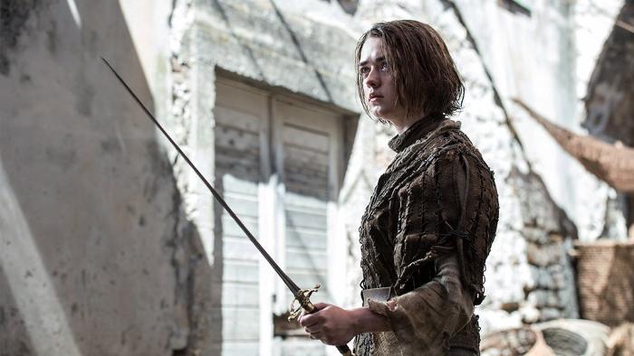 نقد فیلم بازی تاج و تخت در سایت منظوم