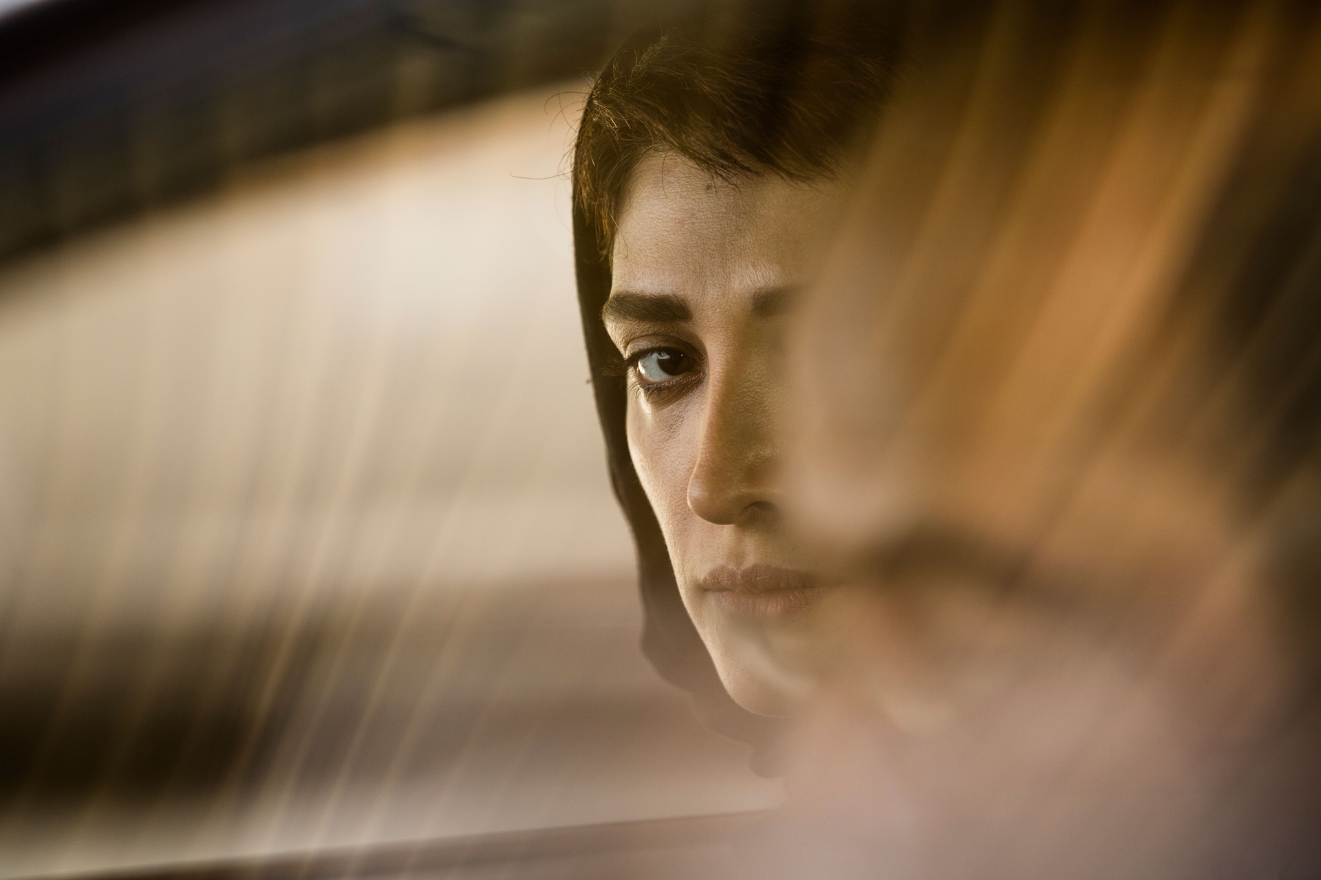 مینا ساداتی در فیلم تابستان داغ