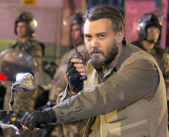 کامبیز دیرباز در فیلم سینمایی ماه گرفتگی کامبیز دیرباز در فیلم سینمایی ماه گرفتگی