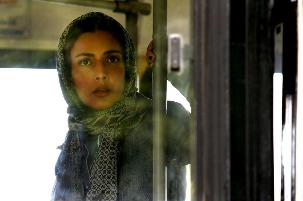 لیلا زارع در فیلم سینمایی غیر مجاز لیلا زارع در فیلم سینمایی غیر مجاز