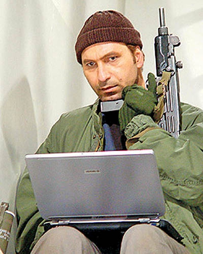 نگاهی دیگر به فیلم «به رنگ ارغوان» نگاهی دیگر به فیلم «به رنگ ارغوان»