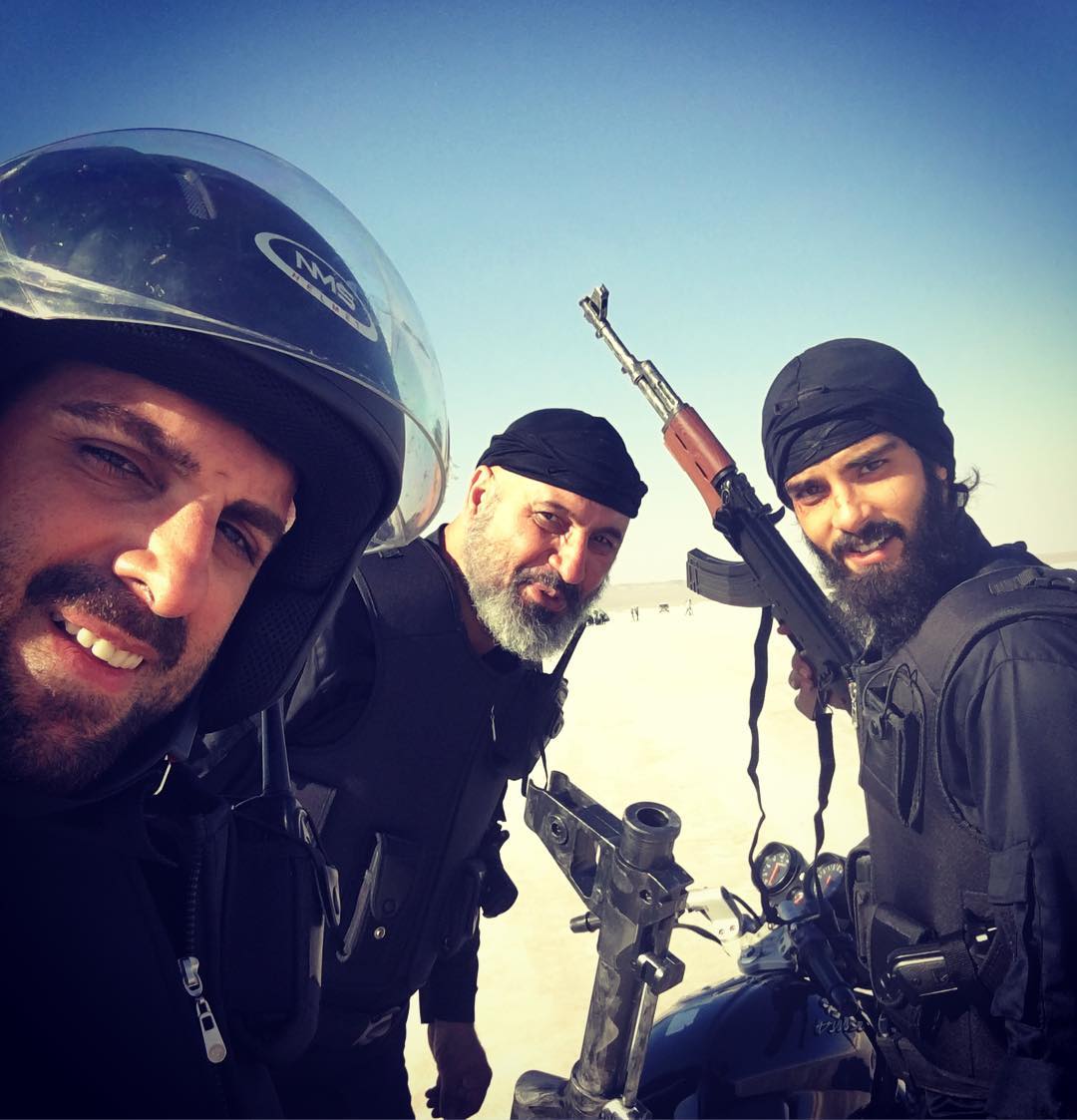 حمید فرخنژاد و ساعد سهیلی در فیلم گشت ارشاد 2 حمید فرخنژاد و ساعد سهیلی در فیلم گشت ارشاد 2