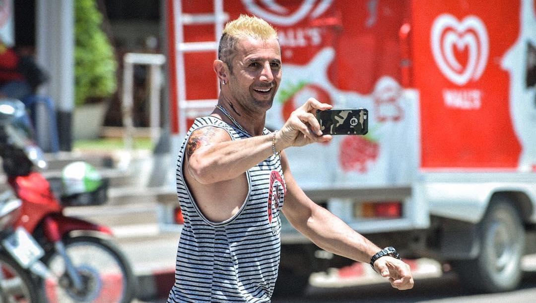 امین حیایی در فیلم سینمایی خانم یایا