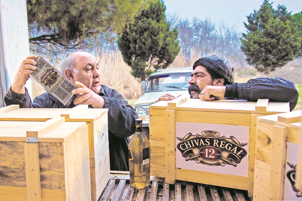 لوون هفتوان در فیلم سینمایی کار کثیف لوون هفتوان در فیلم سینمایی کار کثیف