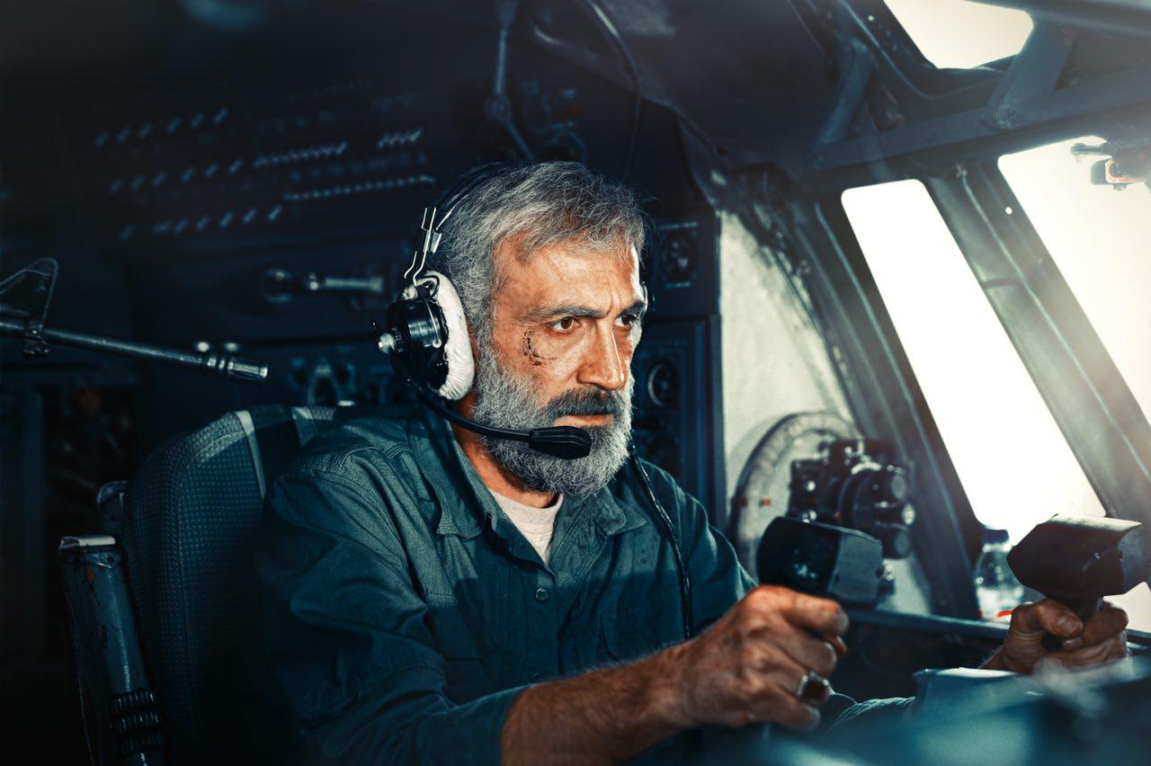 هادی حجازی فر در فیلم سینمایی به وقت شام