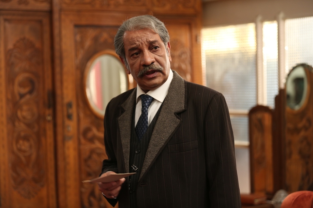 داریوش فرهنگ در فیلم آشوب