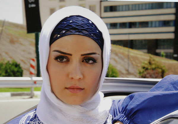 افسانه پاکرو در فیلم شیر و عسل افسانه پاکرو در فیلم شیر و عسل