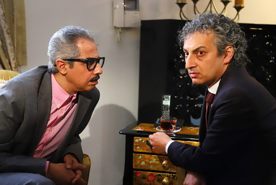 جواد رضویان و ارژنگ امیرفضلی در فیلم سینمایی لازانیا جواد رضویان و ارژنگ امیرفضلی در فیلم سینمایی لازانیا