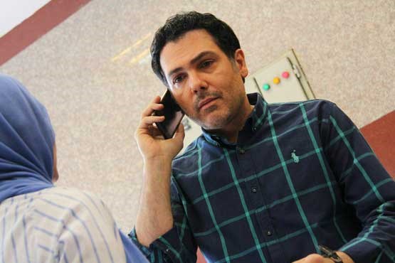 کوروش تهامی در سریال دیوار شیشهای کوروش تهامی در سریال دیوار شیشهای