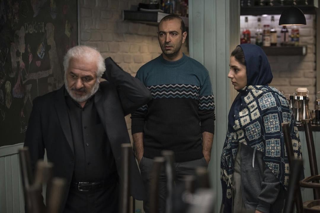 لیلا زارع و سید فرید سجادی حسینی در فیلم سینمایی آذر 