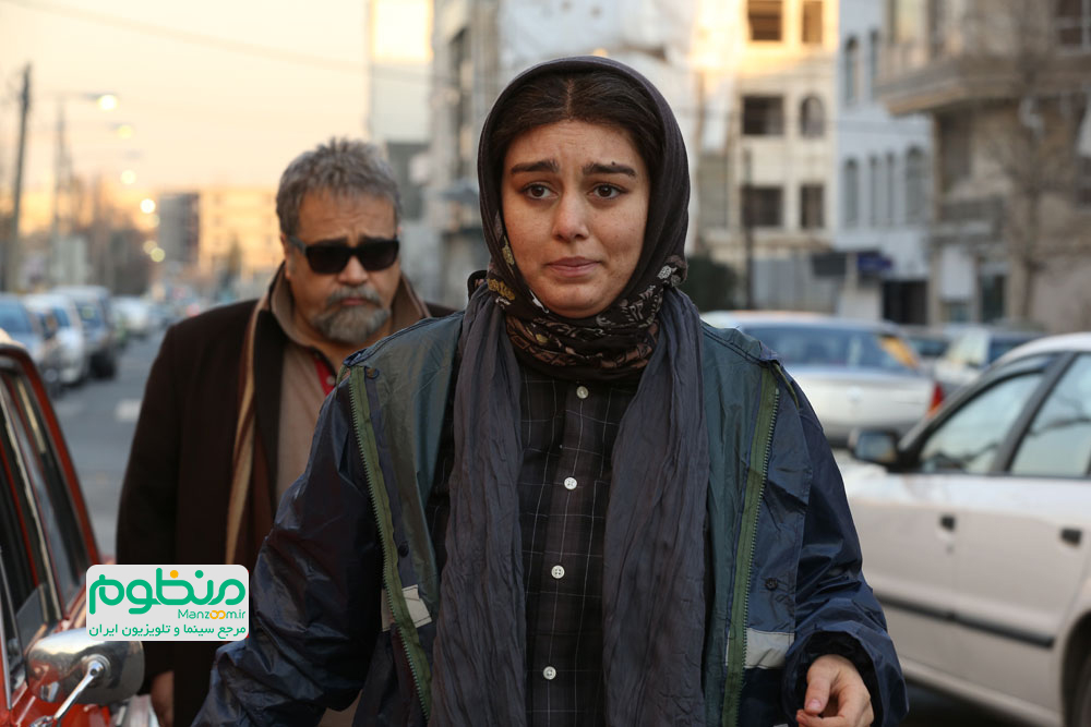 سحر قریشی و محمدرضا شریفینیا در فیلم سه بیگانه سحر قریشی و محمدرضا شریفینیا در فیلم سه بیگانه