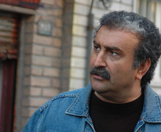 مهران احمدی در فیلم سینمایی کارگر ساده نیازمندیم