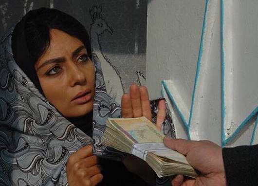 یکتا ناصر در فیلم سینمایی کارگر ساده نیازمندیم