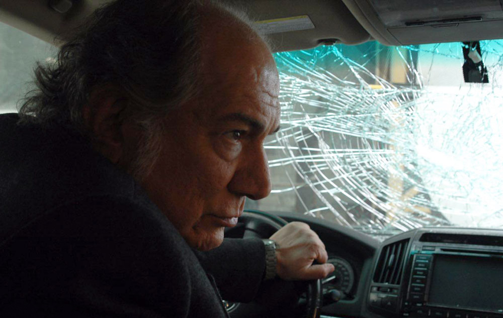 آتیلا پسیانی در فیلم کارگر ساده نیازمندیم آتیلا پسیانی در فیلم کارگر ساده نیازمندیم