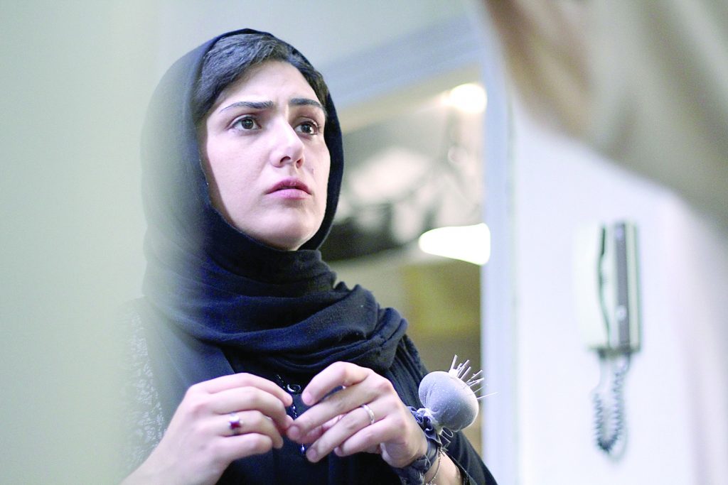 باران کوثری در فیلم سد معبر باران کوثری در فیلم سد معبر