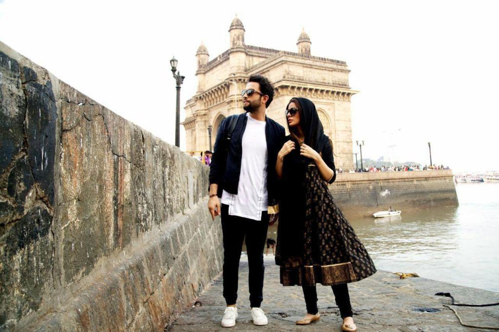 سلام بمبئی؛ فیلم فارسی یا فیلم هندی