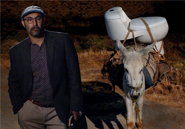 محسن تنابنده در سریال علی البدل محسن تنابنده در سریال علی البدل