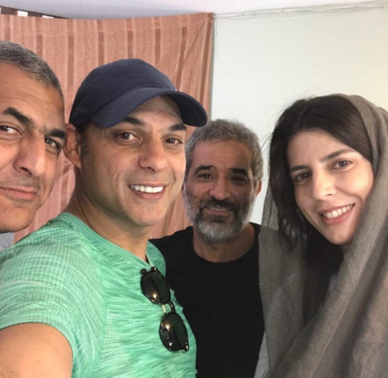 پیمان معادی و لیلا حاتمی در پشت صحنه فیلم سینمایی بمب یک عاشقانه