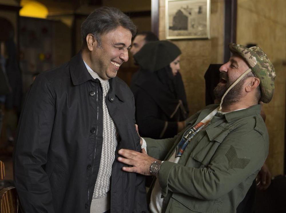 مهران احمدی و رضا عطاران در فیلم سینمایی مصادره