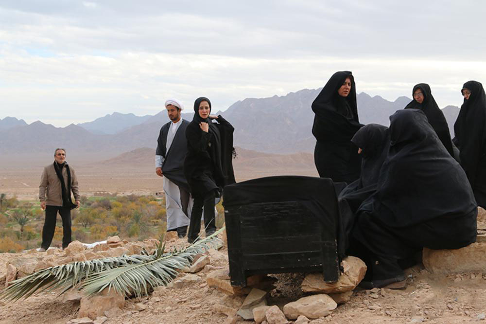 الناز حبیبی و ستاره اسکندری در فیلم سینمایی ناخواسته الناز حبیبی و ستاره اسکندری در فیلم سینمایی ناخواسته