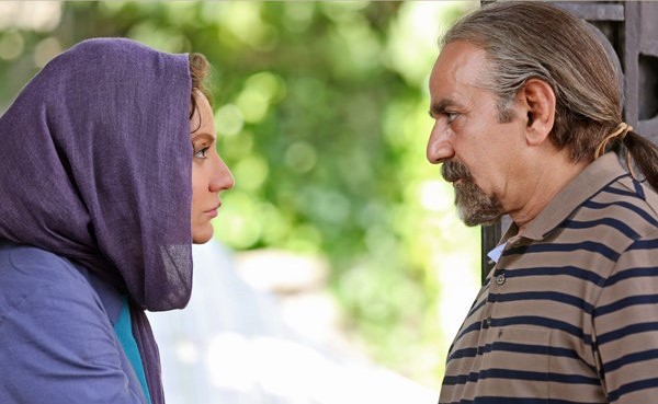 پرویز پرستویی و مهناز افشار در فیلم سینمایی لس آنجلس تهران