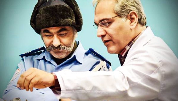 مهران مدیری و محمدرضا هدایتی در فیلم در حاشیه مهران مدیری و محمدرضا هدایتی در فیلم در حاشیه