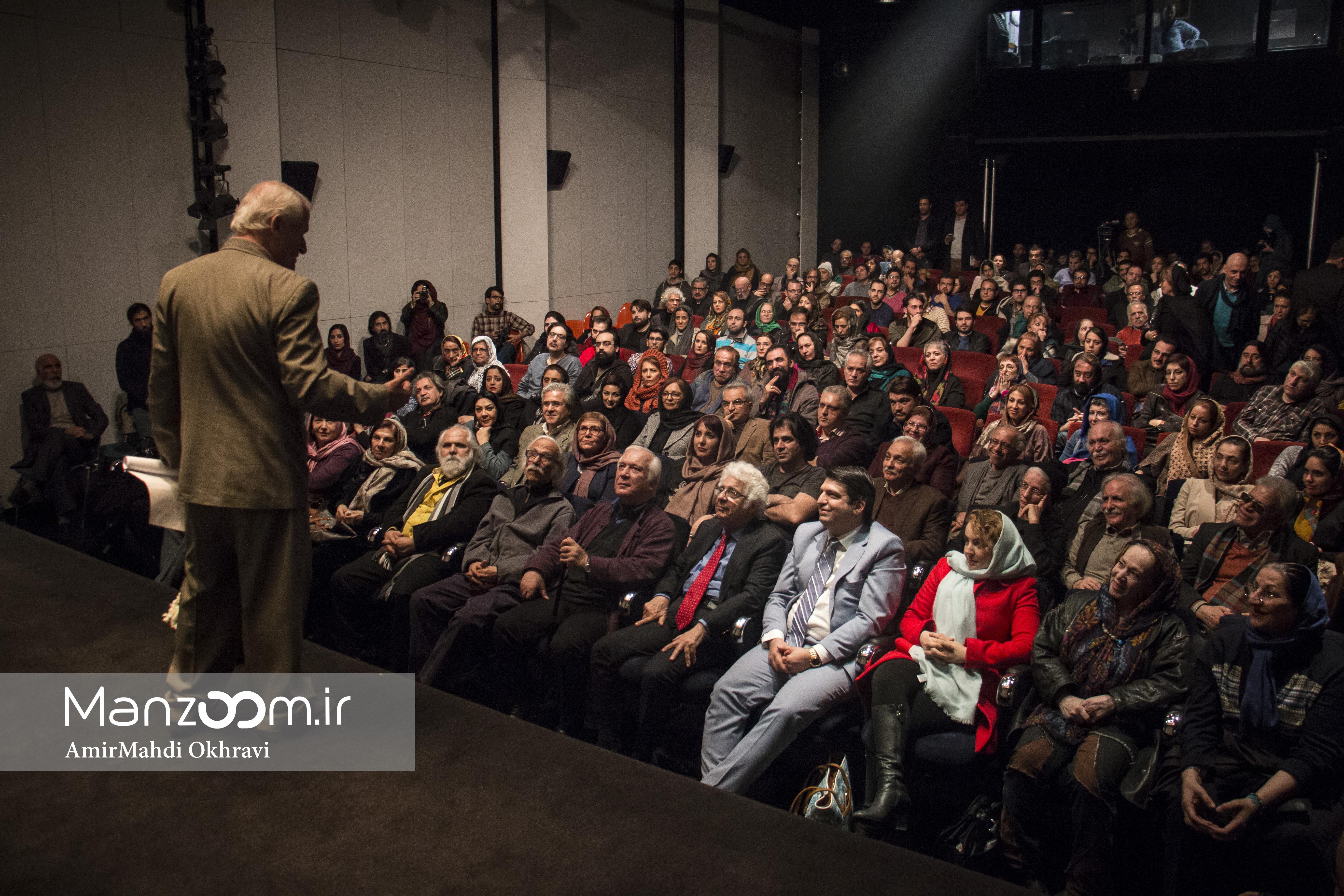 مراسم بزرگداشت و تولد 77 سالگی خسرو سینایی برگزار شد / تصاویر