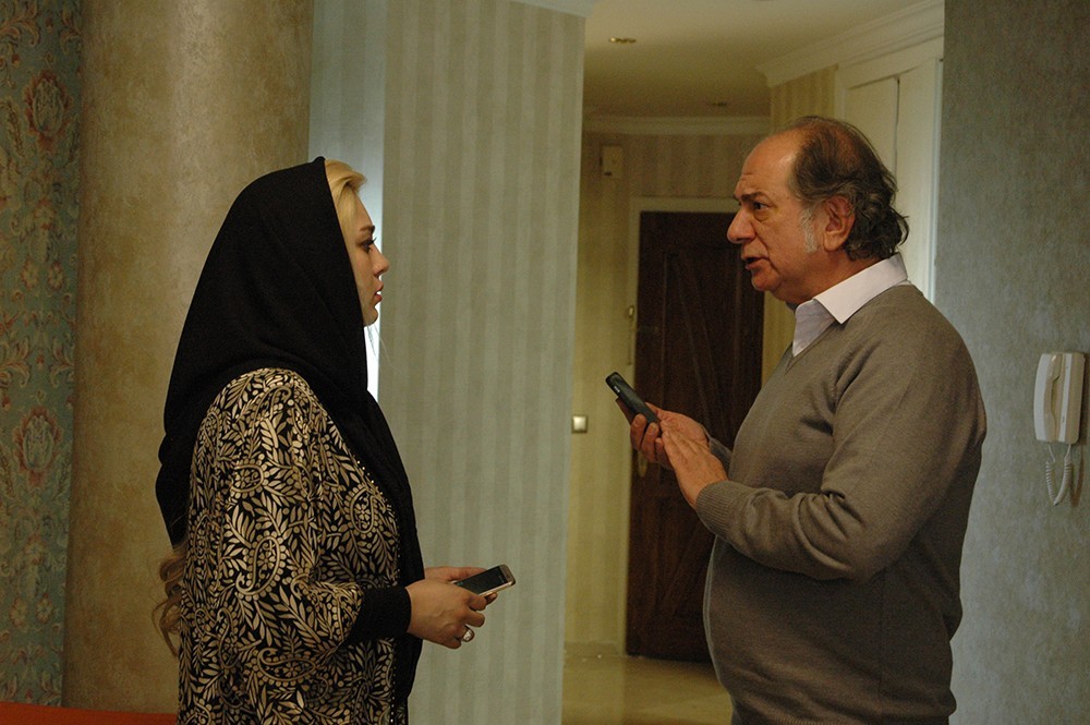 آتیلا پسیانی در فیلم کارگر ساده نیازمندیم