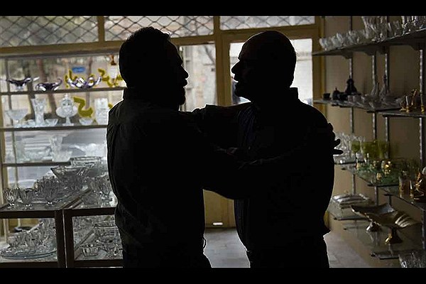 نقد فیلم سینمایی خانهای در خیابان چهل و یکم در سایت منظوم نقد فیلم سینمایی خانهای در خیابان چهل و یکم در سایت منظوم