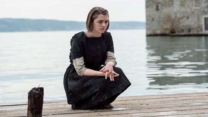 نقد فیلم بازی تاج و تخت در سایت منظوم