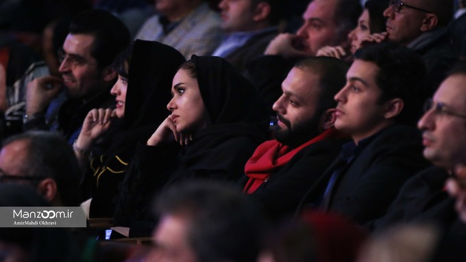 صابر ابر و پریناز ایزدیار در مراسم افتتاحیه سی و پنجمین جشنواره فیلم فجر