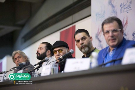 نشست خبری «بمب»