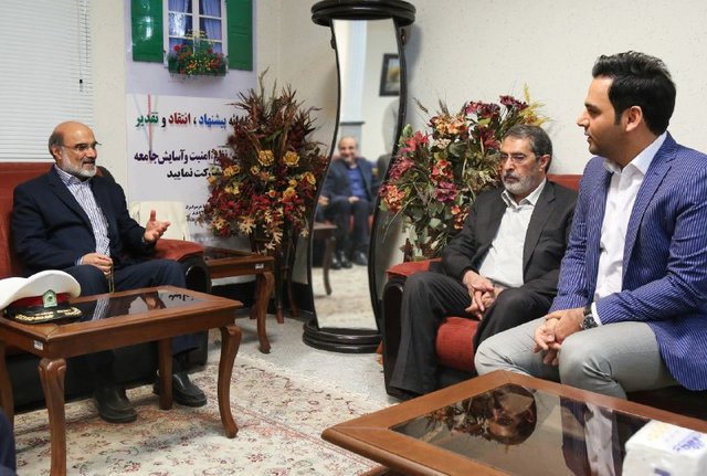 آنچه از دل برآید بر دل نشیند