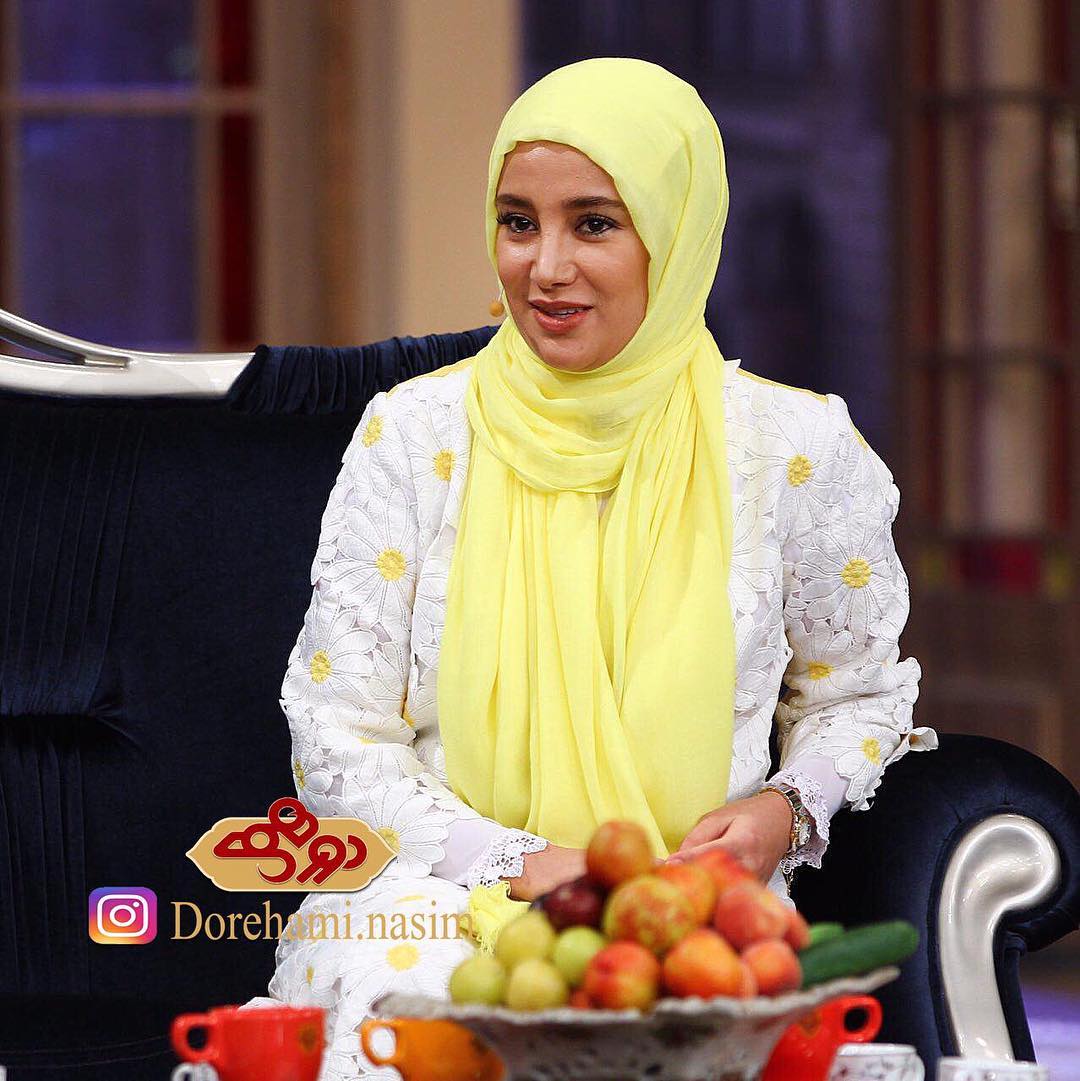 تصاویر بهاره افشاری در برنامه دورهمی گزارش تصویری از منظوم