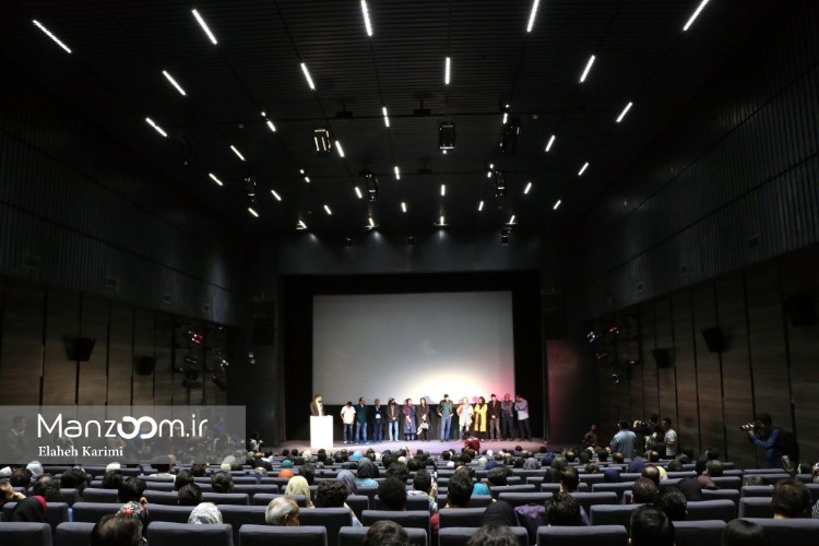 اکران افتتاحیه فیلم «متولد65» / تصاویر