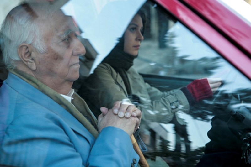 رمزگشایی از «یک شهروند کاملا معمولی» رمزگشایی از «یک شهروند کاملا معمولی»