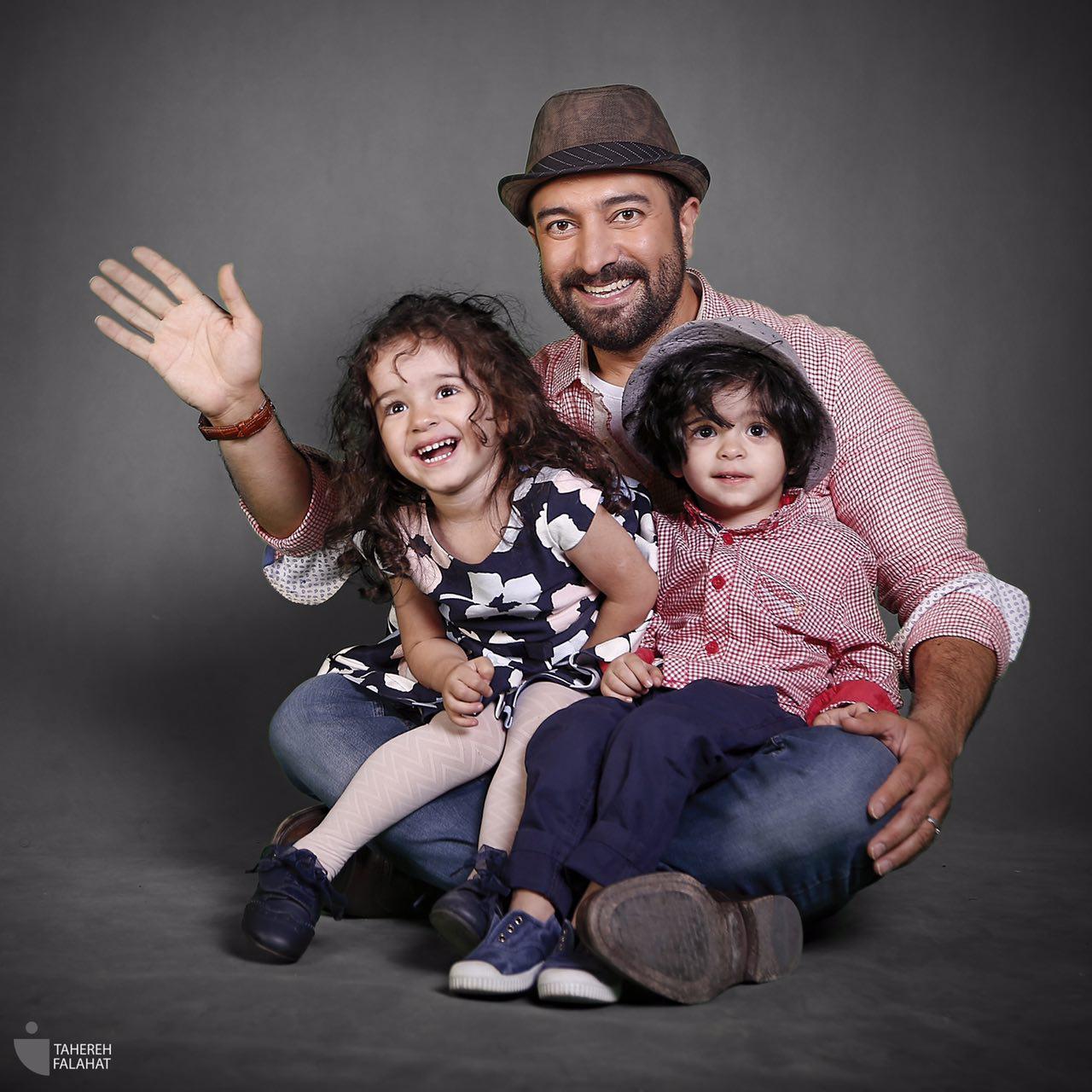 مجید صالحی با دوقلوهایش امشب در «خندوانه»