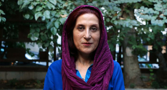 مراسم رونمایی از کتاب «قصه‌های دهه شصت» برگزار شد / تصاویر