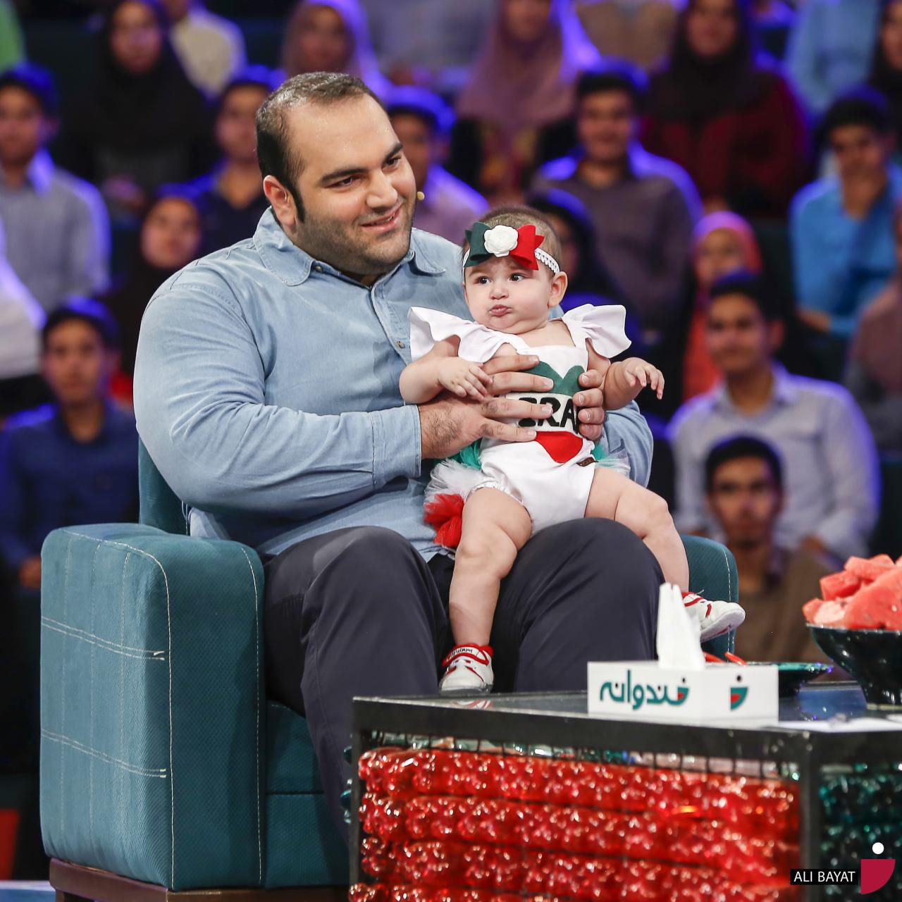 8 ماه دخترم را ندیدم / از اینکه دست خالی بر‌گشتم شرمسارام