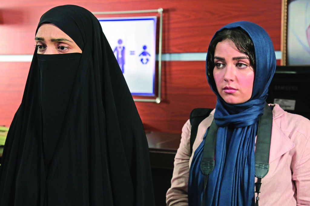 این زن حقش ار میخواهد