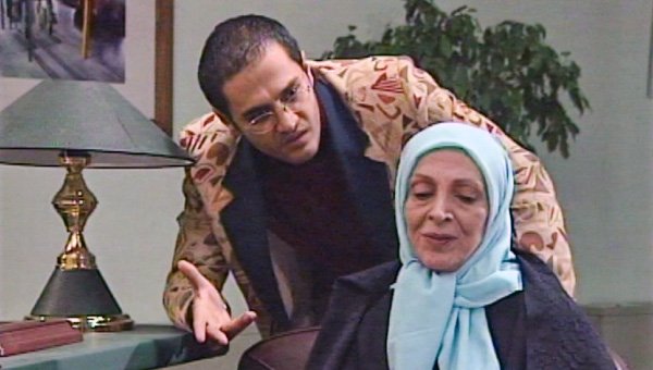 نیکو خردمند در سریال «کت جادویی» ساخته‌ی محمدحسین لطیفی