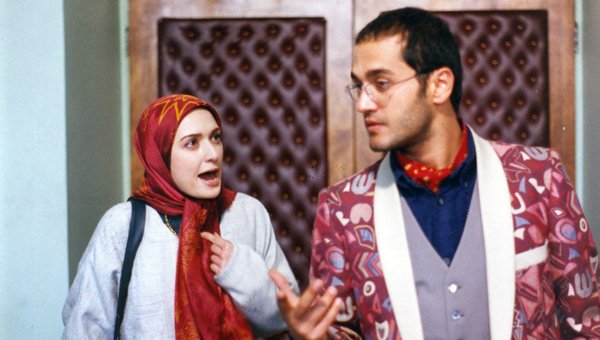 آتنه فقیه نصیری در سریال «کت جادویی» ساخته‌ی محمدحسین لطیفی